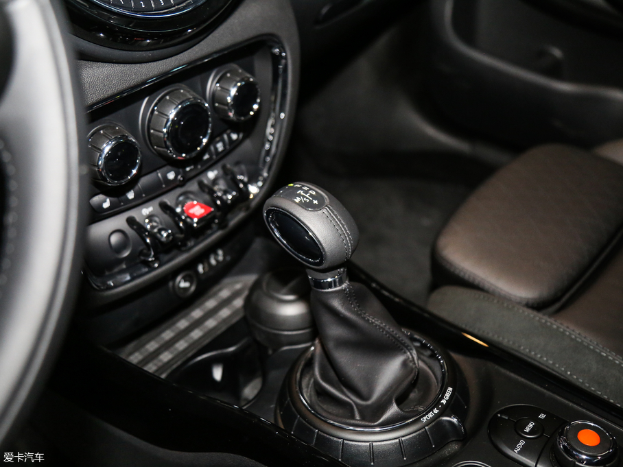 2016MINI CLUBMAN Ŀ COOPER CLUBMANbpҰ