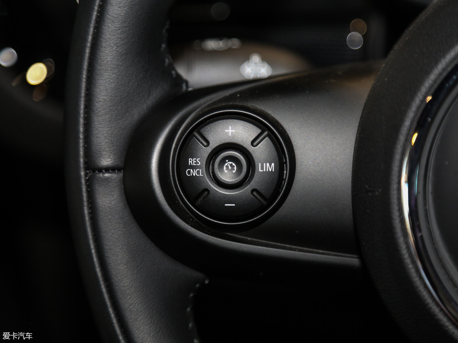 2016MINI CLUBMAN Ŀ COOPER CLUBMANbpҰ