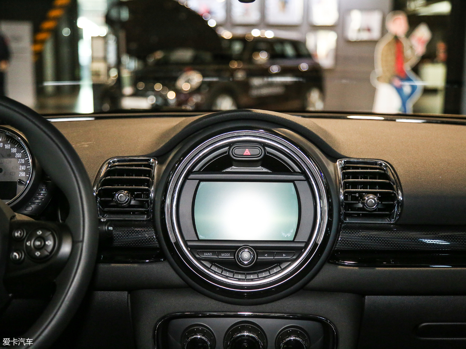 2016MINI CLUBMAN Ŀ COOPER CLUBMANbpҰ