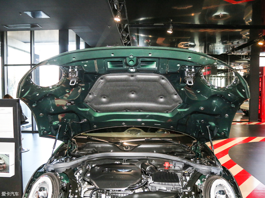 2016MINI CLUBMAN Ŀ COOPER CLUBMANbpҰ