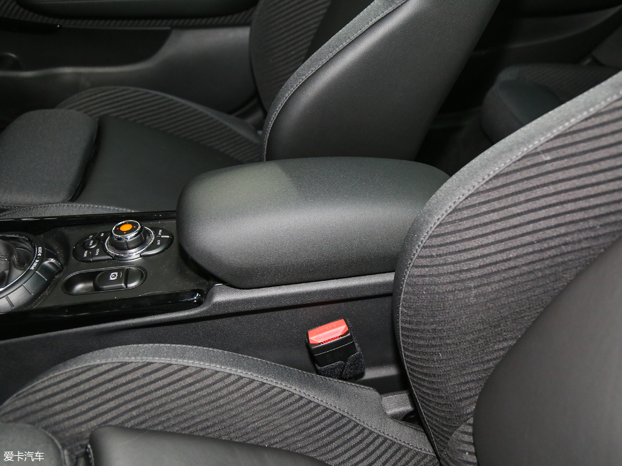 2016MINI CLUBMAN Ŀ COOPER CLUBMANOͰ