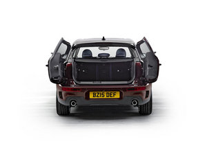 2016COOPER S CLUBMAN w^