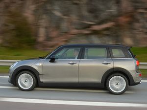 2016COOPER S CLUBMAN w^