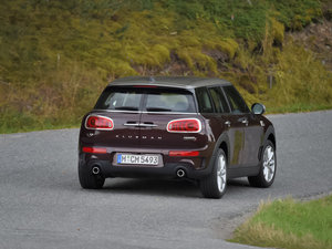 2016COOPER S CLUBMAN w^