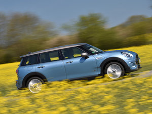 2016MINI Cooper SD Clubman ALL4 w^