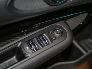 2016Ŀ COOPER S CLUBMANOͰ п؅^