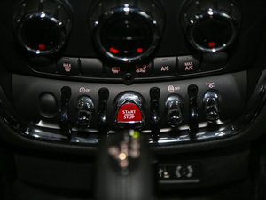 2016Ŀ COOPER S CLUBMANOͰ п؅^