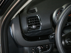 2016Ŀ COOPER CLUBMANbpҰ п؅^