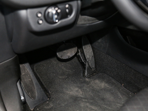 2016Ŀ COOPER CLUBMANbpҰ п؅^