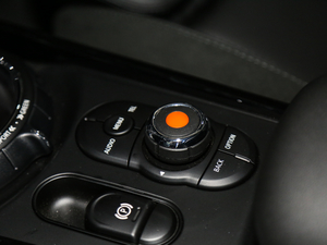 2016Ŀ COOPER CLUBMANbpҰ п؅^