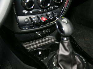 2016Ŀ COOPER CLUBMANbpҰ п؅^