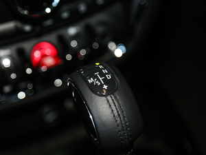 2016Ŀ COOPER CLUBMANbpҰ п؅^