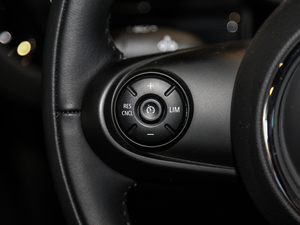 2016Ŀ COOPER CLUBMANbpҰ п؅^