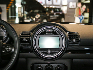 2016Ŀ COOPER CLUBMANbpҰ {L