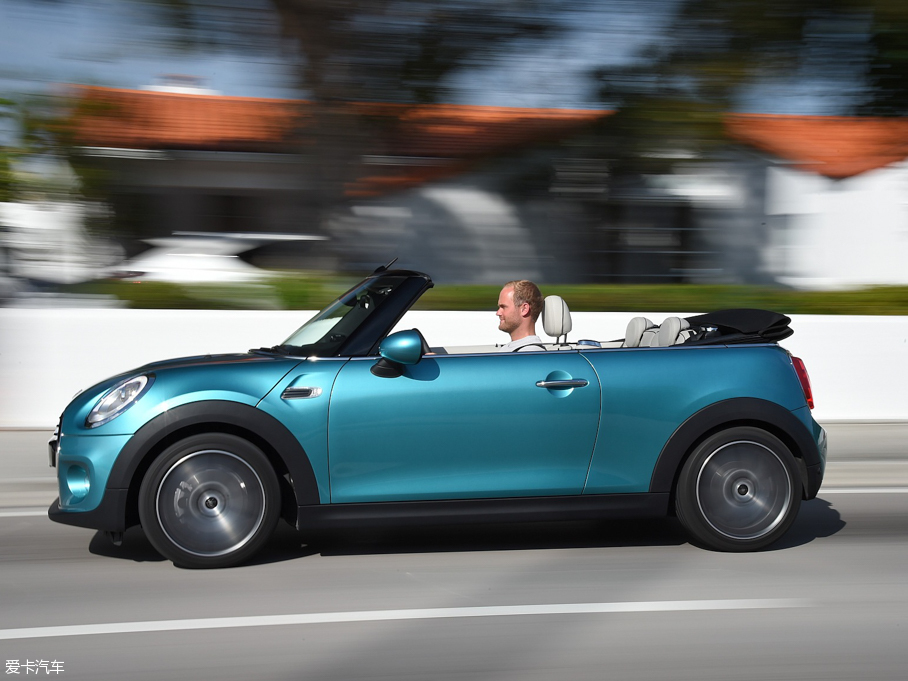 2016MINI 3-DOOR ONE MT