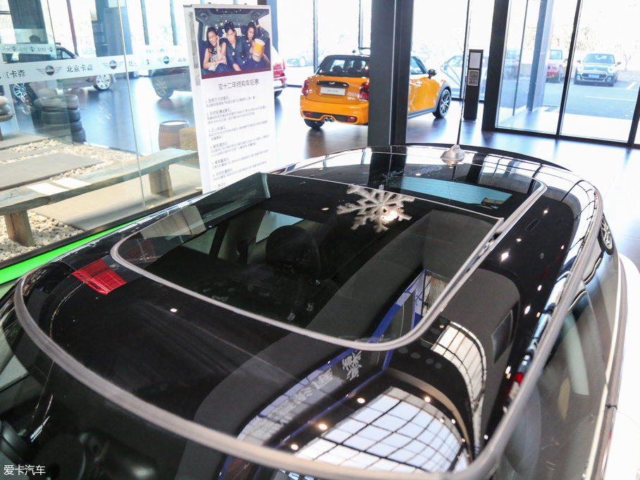 2016MINI 3-DOOR COOPER S