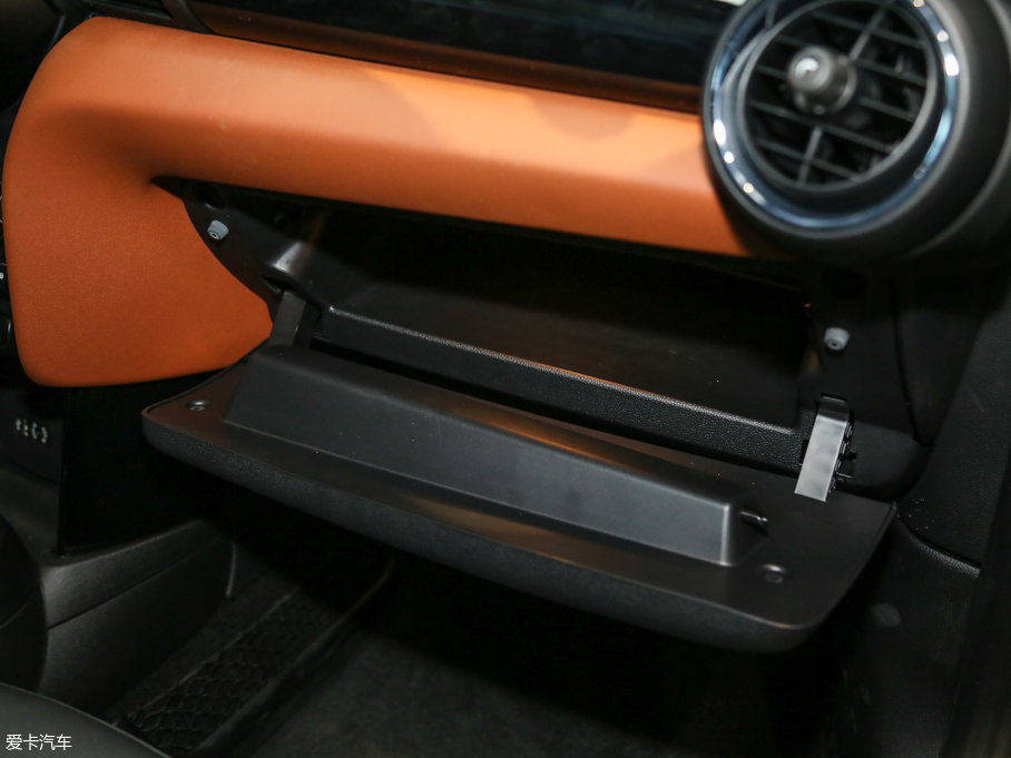 2016MINI 3-DOOR COOPER S SEVEN