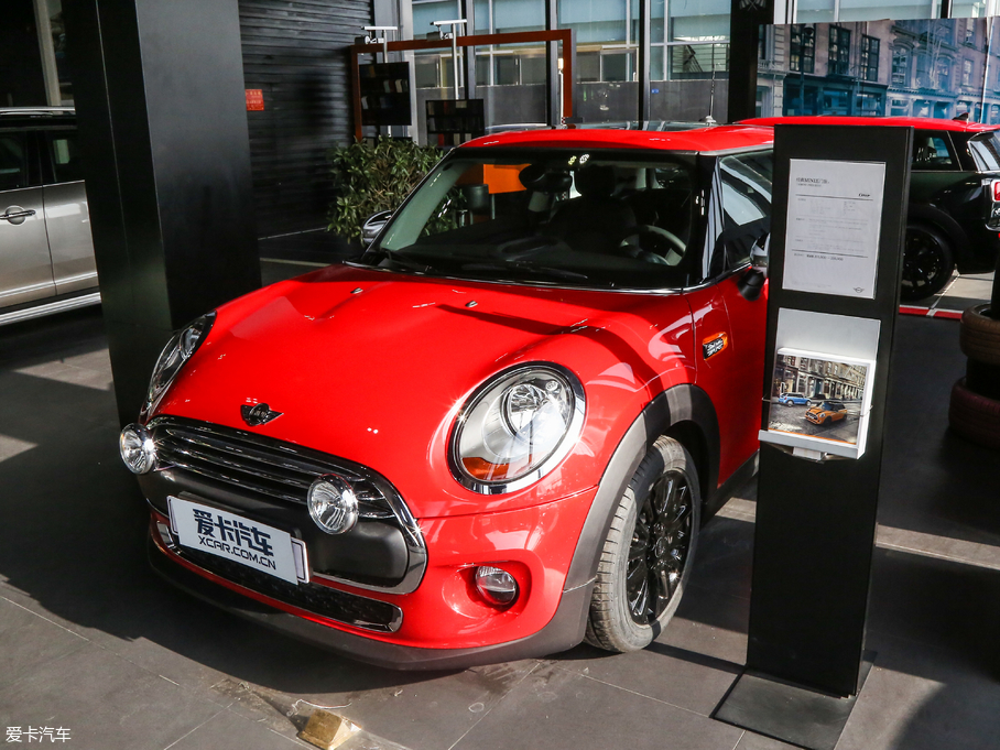 2016MINI 3-DOOR ONE