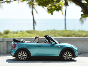 20163-DOOR ONE MT w^