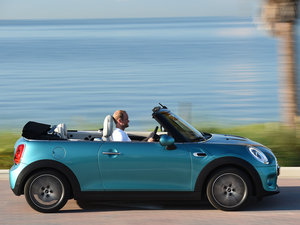 20163-DOOR ONE MT w^