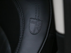 20163-DOOR COOPER S SEVEN g