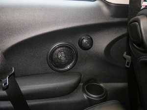 20163-DOOR COOPER S SEVEN g