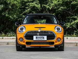 2016款3-DOOR COOPER S 先锋派 正前