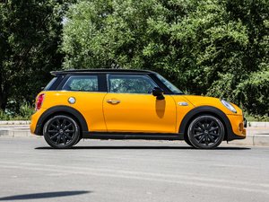2016款3-DOOR COOPER S 先锋派 整体外观