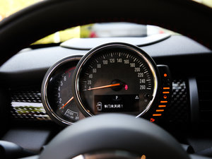 2016款3-DOOR COOPER S 先锋派 仪表