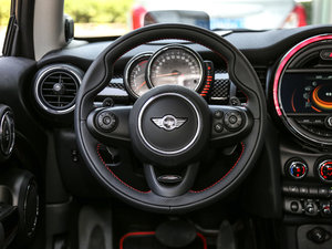 2016款3-DOOR COOPER S 先锋派 方向盘