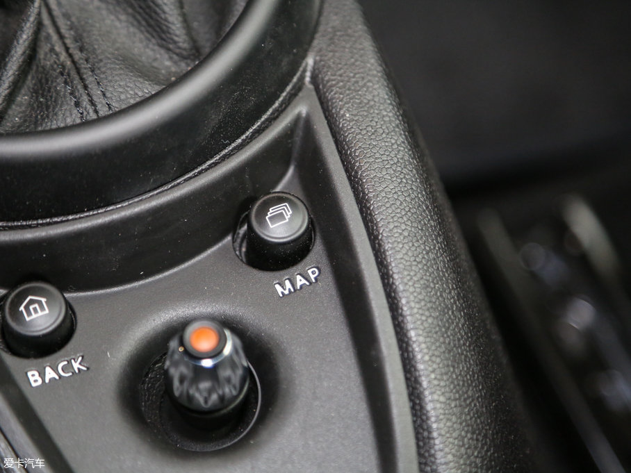 2016MINI COUNTRYMAN 1.6T COOPER All 4 Fun b