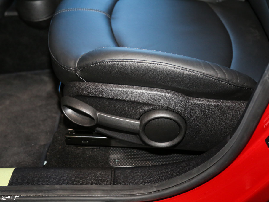 2016MINI COUNTRYMAN 1.6T COOPER S All 4 b