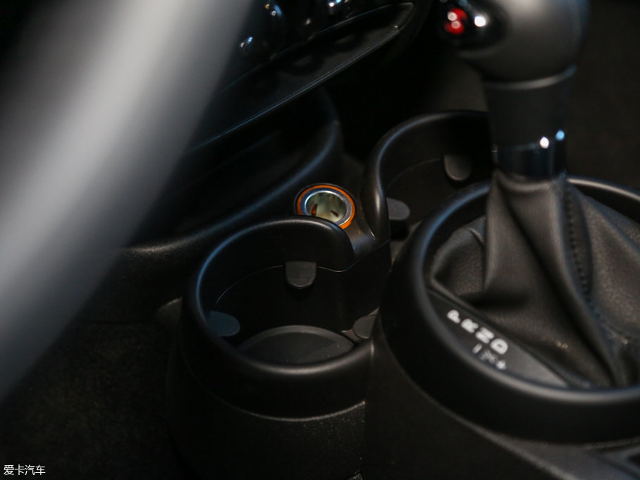 2016MINI COUNTRYMAN 1.6T COOPER S All 4 b