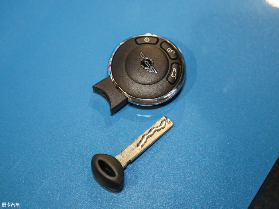 2016MINI COUNTRYMAN 1.6T COOPER S All 4 b