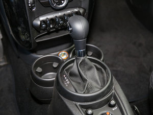 2016款1.6T COOPER All 4 Fun 装备控 中控区