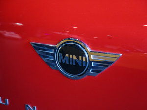 20161.6T COOPER S All 4 b ^