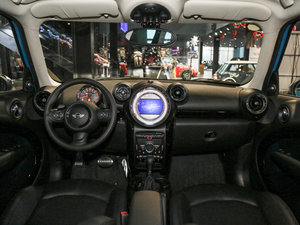 2016款1.6T COOPER S All 4 装备控 中控区