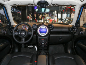 2016款1.6T COOPER S All 4 装备控 中控区