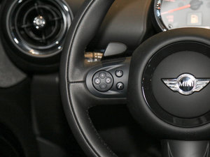 2016款1.6T COOPER S All 4 装备控 中控区