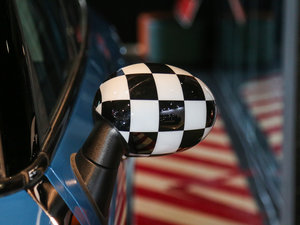 20161.6T COOPER S All 4 b ^