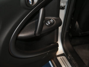 20161.6T COOPER All 4 Park Lane g