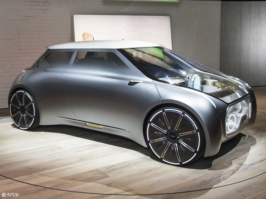 2016MINI VISION Next100 