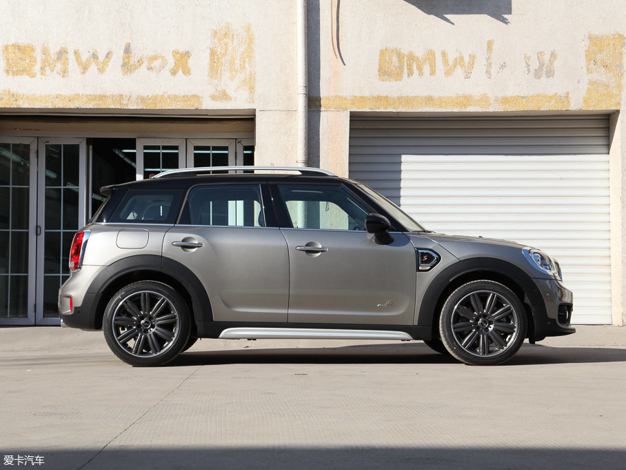 2017MINI COUNTRYMAN COOPER S ALL4 м