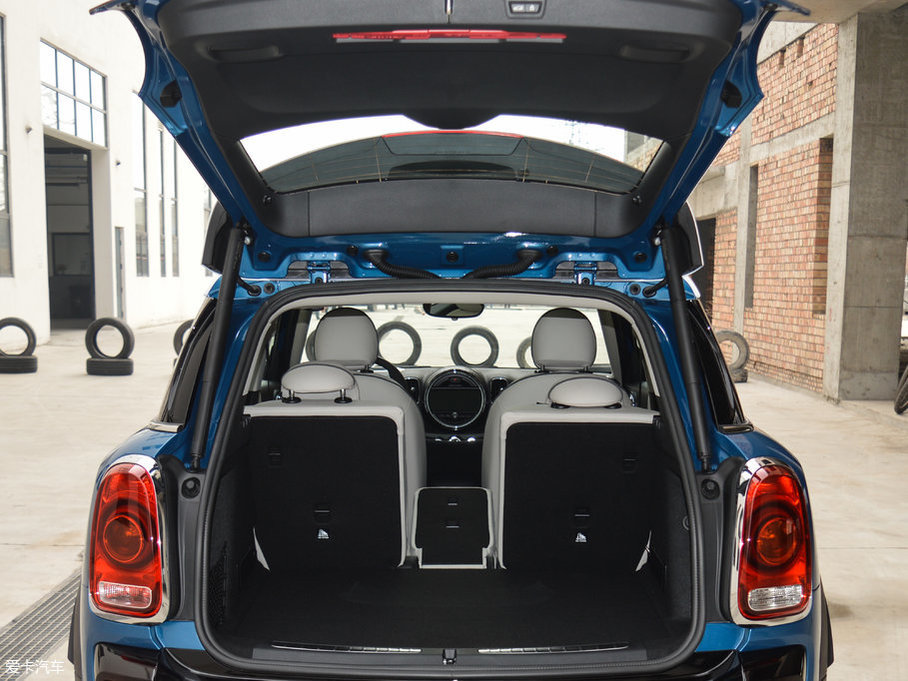 2017MINI COUNTRYMAN COOPER S ALL4 ̽U