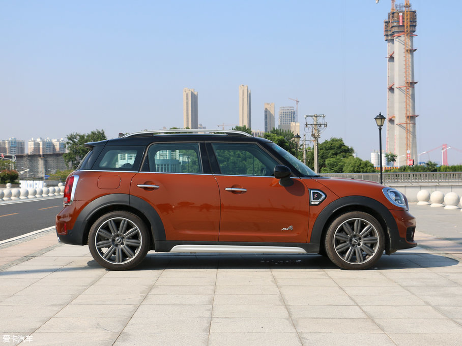 2017MINI COUNTRYMAN COOPER S ALL4 ̽U