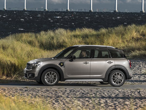 2017COOPER S ʽӰ w^