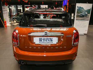 2017款COOPER ALL4 旅行家 正后	