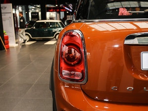 2017COOPER ALL4 м ^