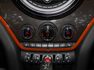 2017COOPER ALL4 м {{