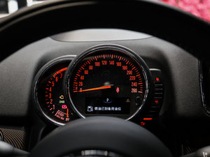 2017款COOPER ALL4 旅行家 仪表